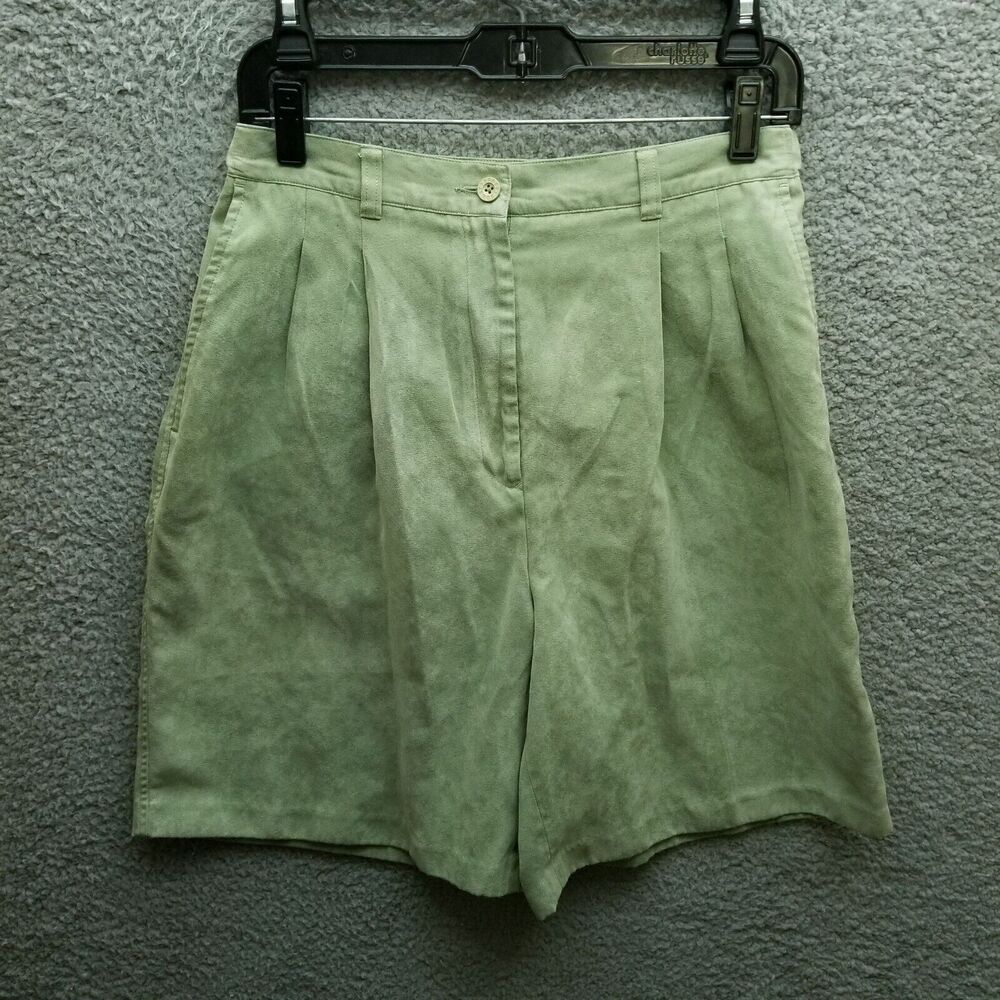Boast Women's 10 U.S.A Green Pleated Shorts Pockets 100% Polyester 29" 8" 13.75"